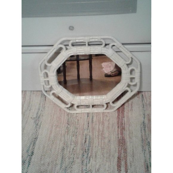 Vintage Homco 17x14 Faux Rattan Plastic Wall Mirror Decor USA Octagon and Butter - Picture 4 of 5